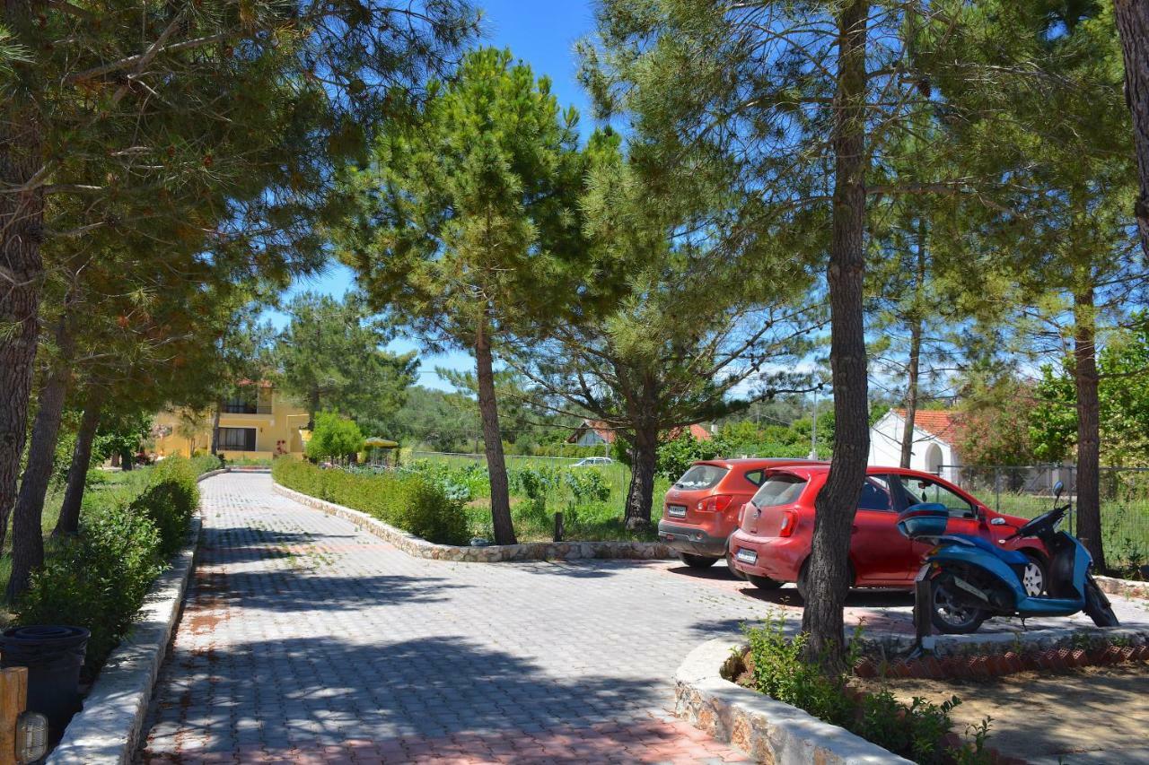 Alexandra Apartments Melíkia Exteriér fotografie